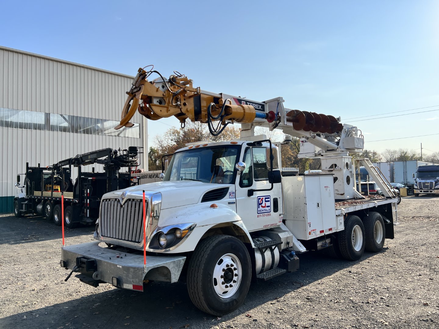 Digger derrick