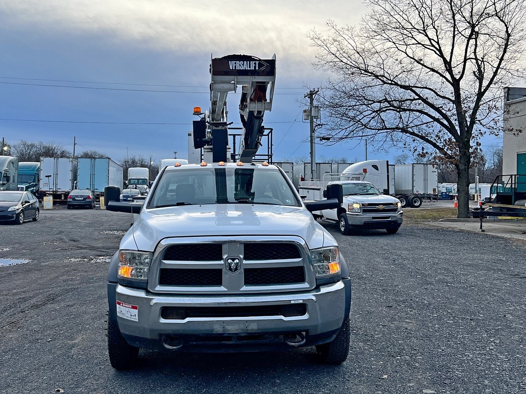 Bucket Truck